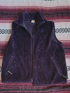 Plush Zip-Up Vest in Deep Purple